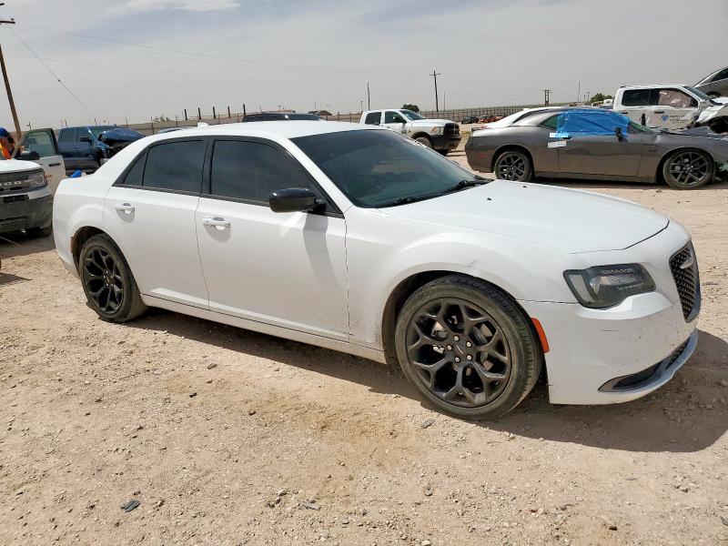  CHRYSLER 300 2019 White