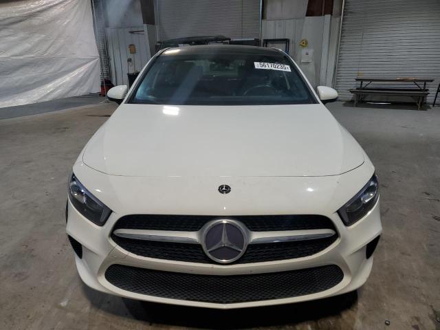  MERCEDES-BENZ A-CLASS 2019 Biały
