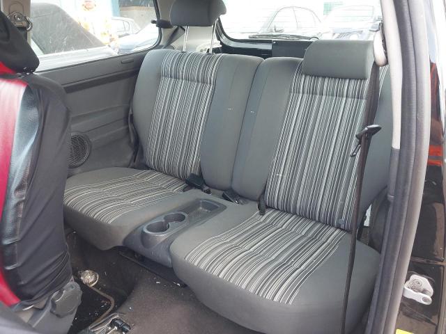 2009 VOLKSWAGEN URBAN FOX