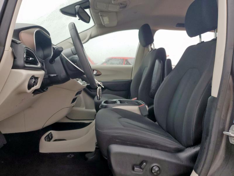  CHRYSLER PACIFICA 2018 Серый