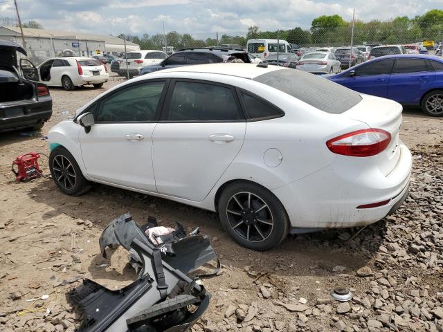 Sedans FORD FIESTA 2016 Biały
