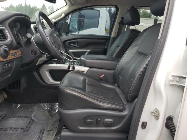 Пикапы NISSAN TITAN 2016 Белы