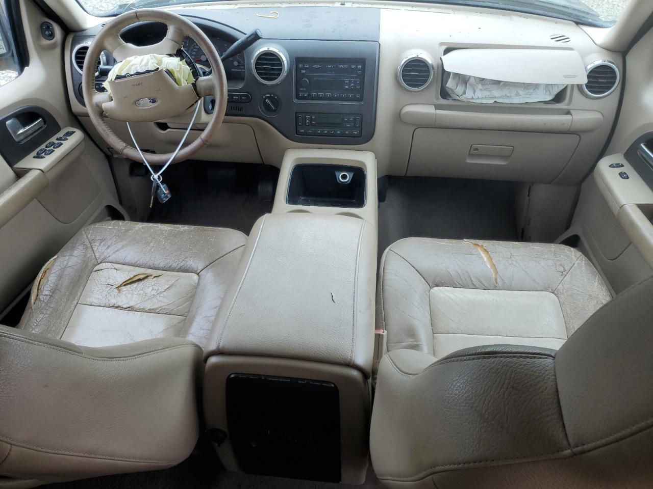 2004 Ford Expedition Eddie Bauer VIN: 1FMPU18L24LA18376 Lot: 58567575