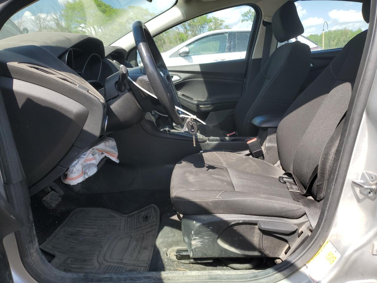 2017 Ford Focus Se VIN: 1FADP3F24HL308294 Lot: 56516265