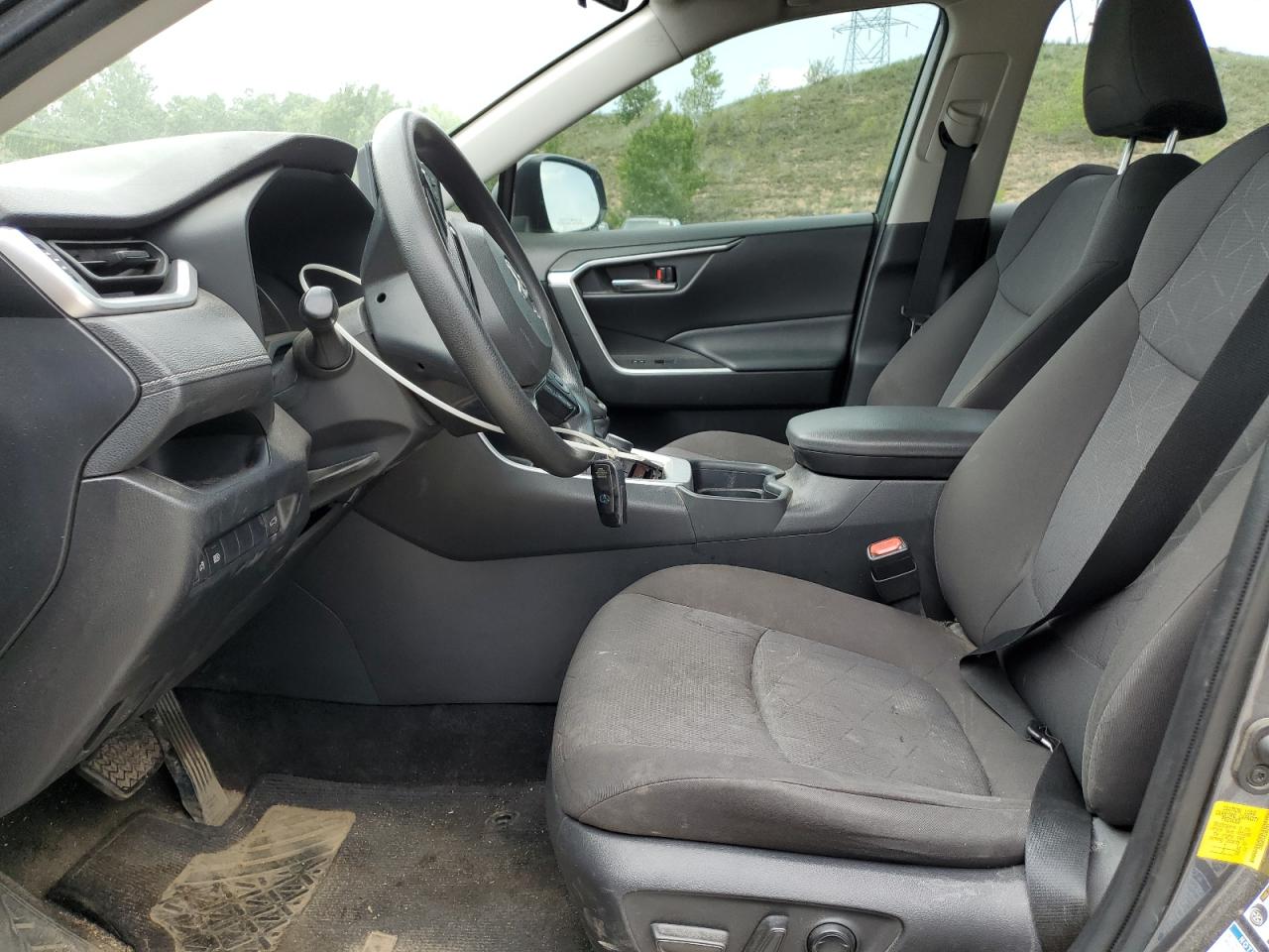 2020 Toyota Rav4 Xle VIN: JTMR6RFV9LD002551 Lot: 58908065