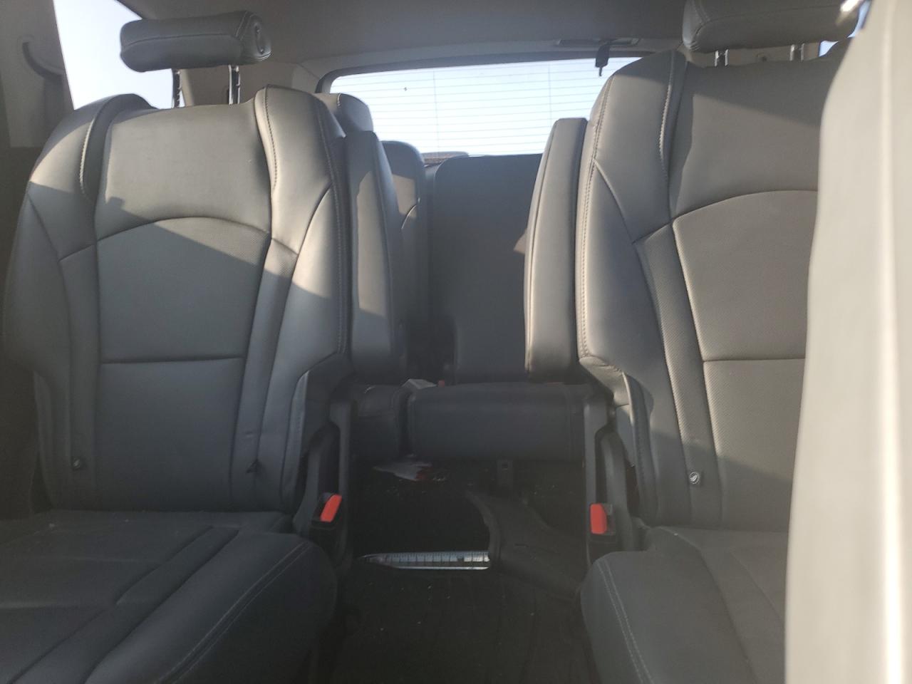 2018 Buick Enclave Premium VIN: 5GAEVBKW0JJ224757 Lot: 58577665