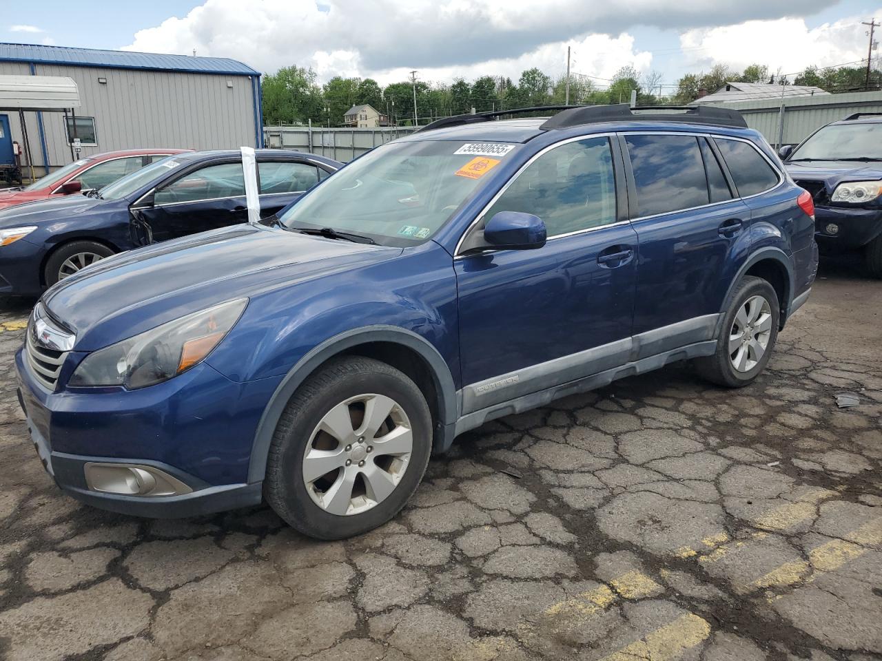 2010 Subaru Outback 2.5I Premium for Sale in Pennsburg, PA - Front End
