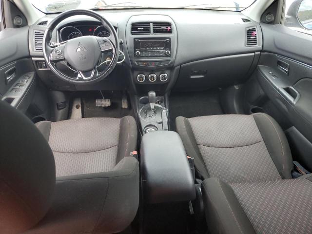  MITSUBISHI OUTLANDER 2017 Granatowy