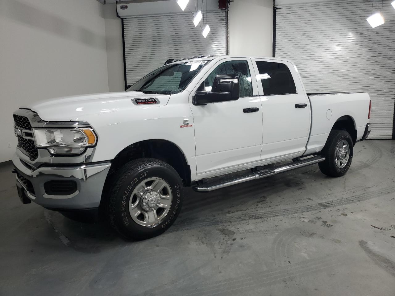 Assonet, MA에서 판매 중인 2023 Ram 3500 Tradesman - Vandalism