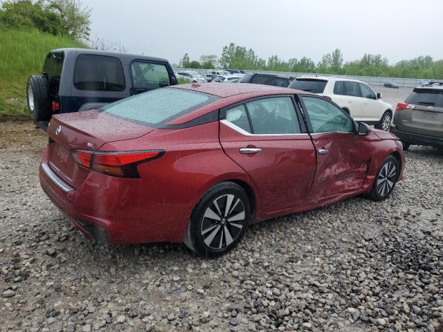  NISSAN ALTIMA 2020 Червоний