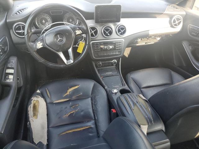 Sedans MERCEDES-BENZ CLA-CLASS 2014 Srebrny