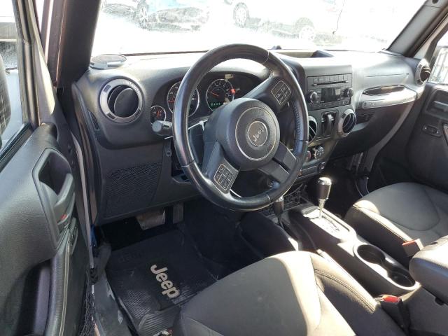 Внедорожники JEEP WRANGLER 2015 Серебристый