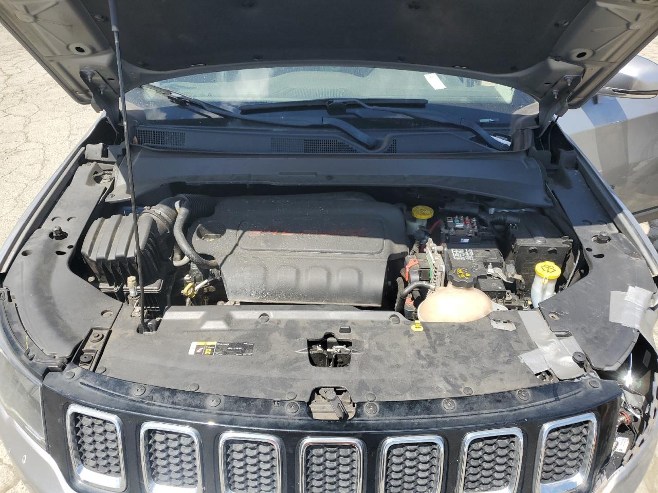2020 Jeep Compass Limited VIN: 3C4NJCCB3LT128807 Lot: 56673705