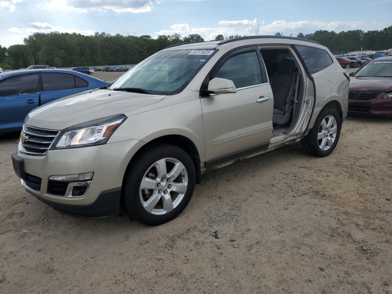 2017 Chevrolet Traverse Lt for Sale in Conway, AR - Side