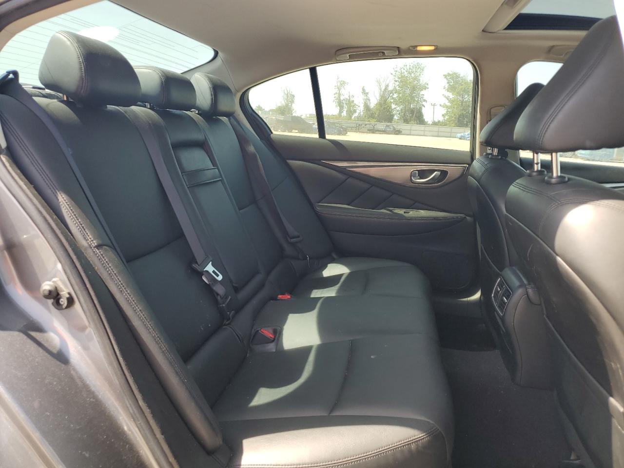 2015 Infiniti Q50 Base VIN: JN1BV7AP8FM359101 Lot: 54844875