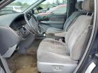 2001 Toyota Sienna Le للبيع في Lawrenceburg، KY - Front End