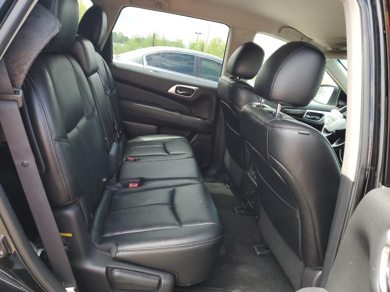 2015 Nissan Pathfinder S VIN: 5N1AR2MMXFC676803 Lot: 56932855