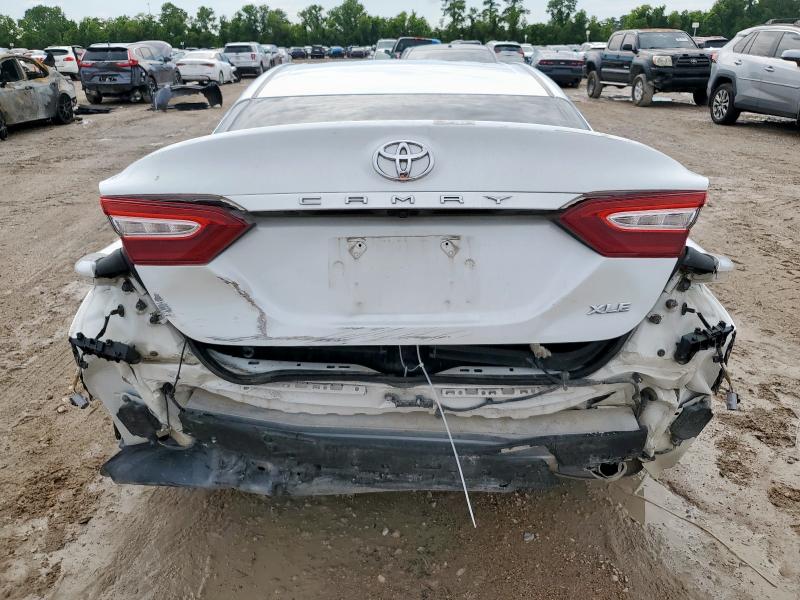  TOYOTA CAMRY 2018 Белы