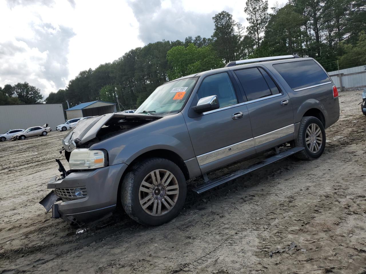 2010 Lincoln Navigator L იყიდება Seaford-ში, DE - Front End
