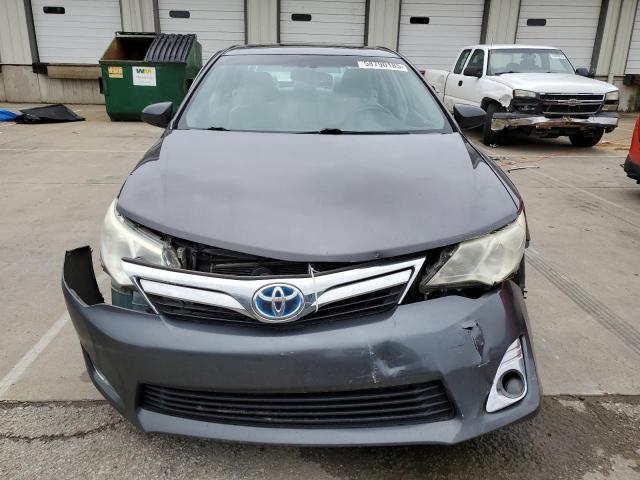 Седаны TOYOTA CAMRY 2014 Серый