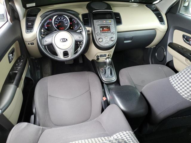 Parquets KIA SOUL 2013 Biały