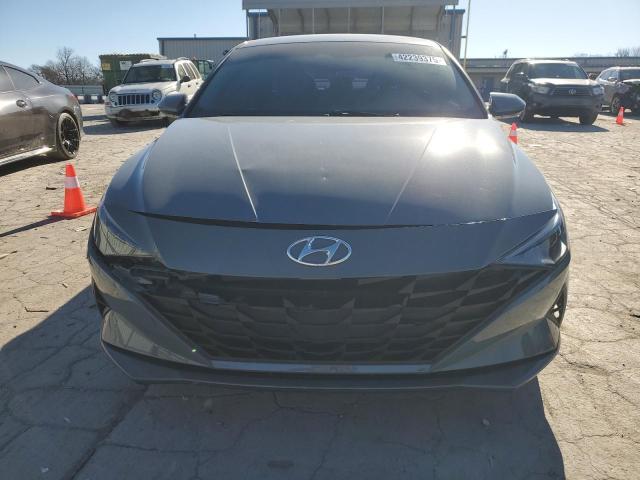 HYUNDAI ELANTRA 2022 Серый