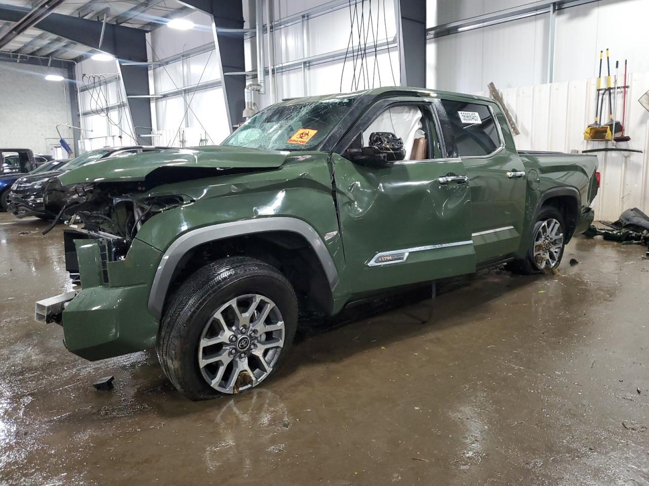 2023 Toyota Tundra Crewmax Platinum продається в Ham Lake, MN - Rollover