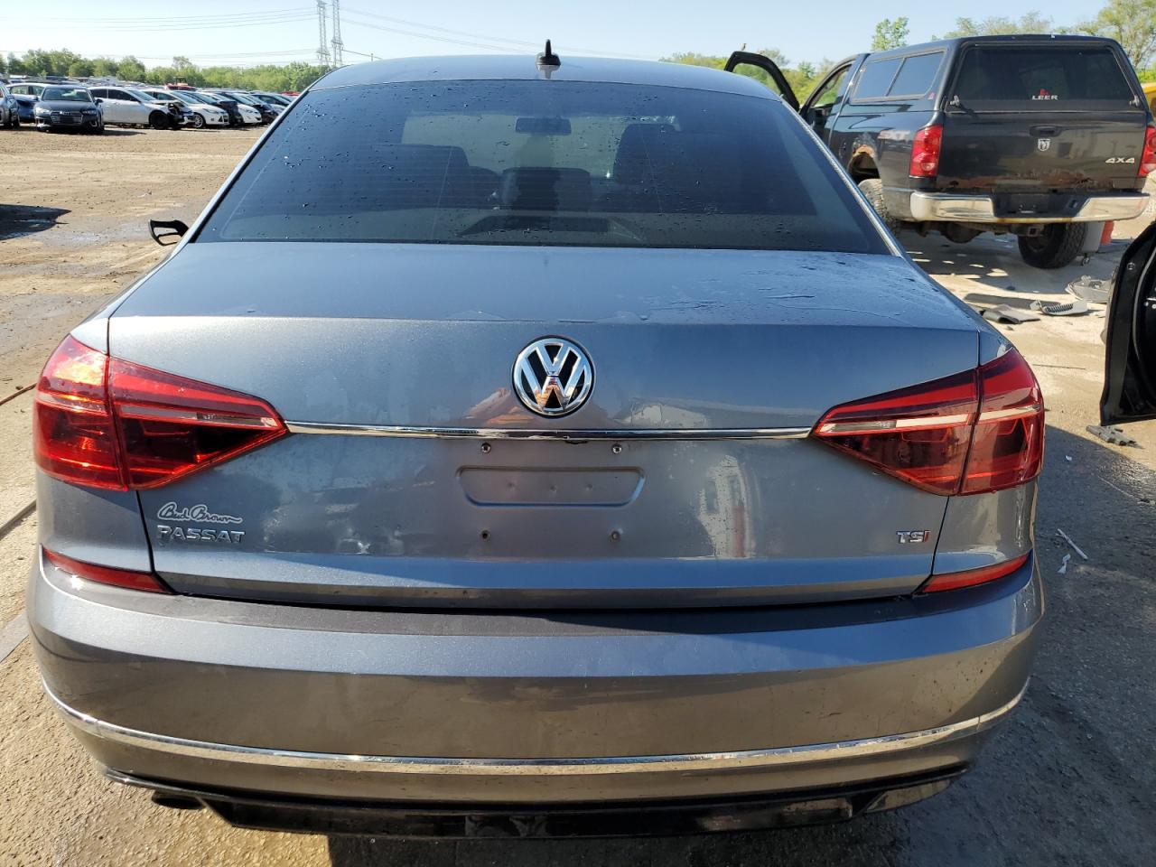 2017 Volkswagen Passat R-Line VIN: 1VWDT7A38HC000376 Lot: 56239965
