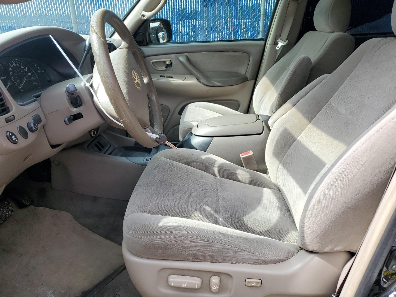 2006 Toyota Sequoia Sr5 VIN: 5TDZT34A96S268229 Lot: 56747565