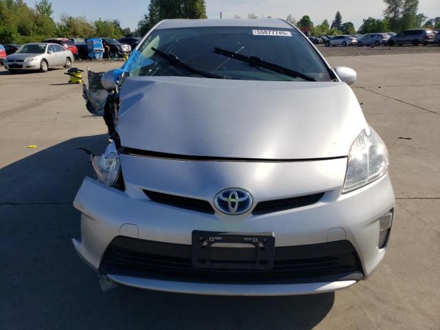  TOYOTA PRIUS 2015 Сріблястий