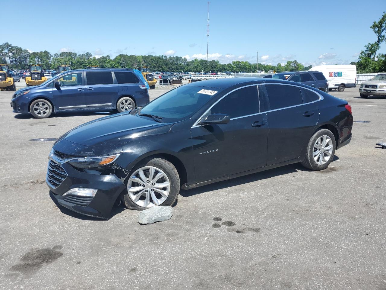 2020 Chevrolet Malibu Lt for Sale in Dunn, NC - Front End