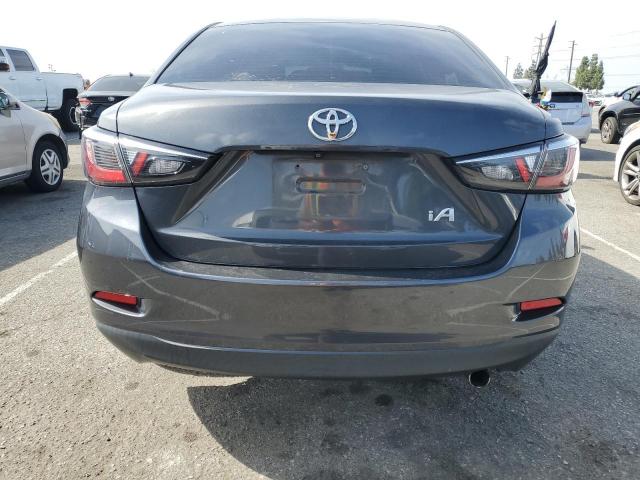 Седаны TOYOTA YARIS 2017 Серый