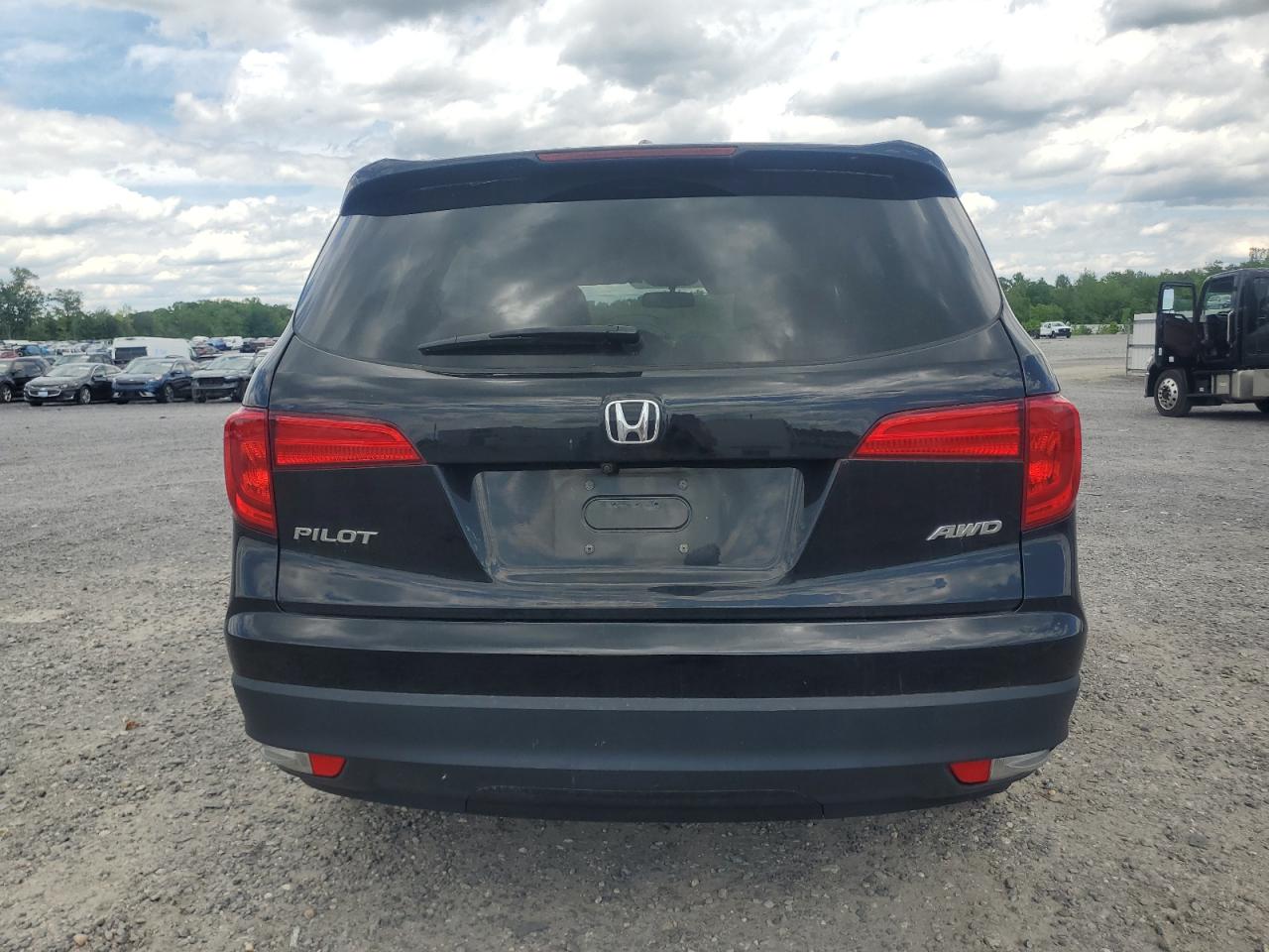 5fnyf6h78gb116239 5FNYF6H78GB116239 2016 Honda Pilot Exln