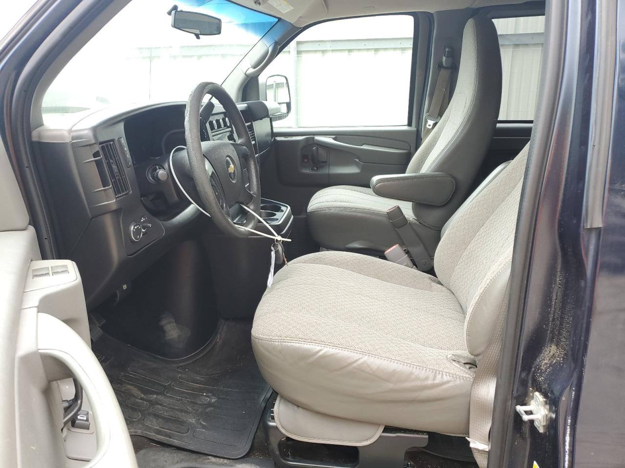 2010 Chevrolet Express G2500 Lt VIN: 1GAZGRDG4A1166623 Lot: 56379955