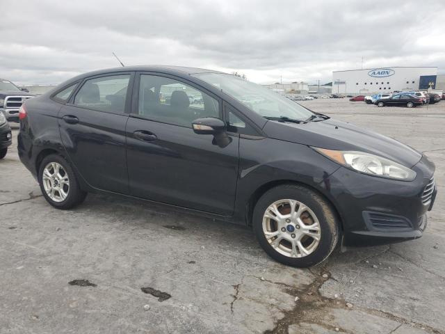 Sedans FORD FIESTA 2015 Czarny