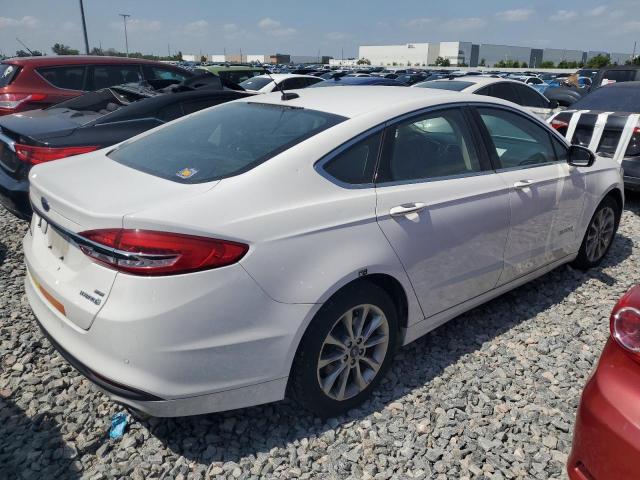 Седаны FORD FUSION 2017 Белый