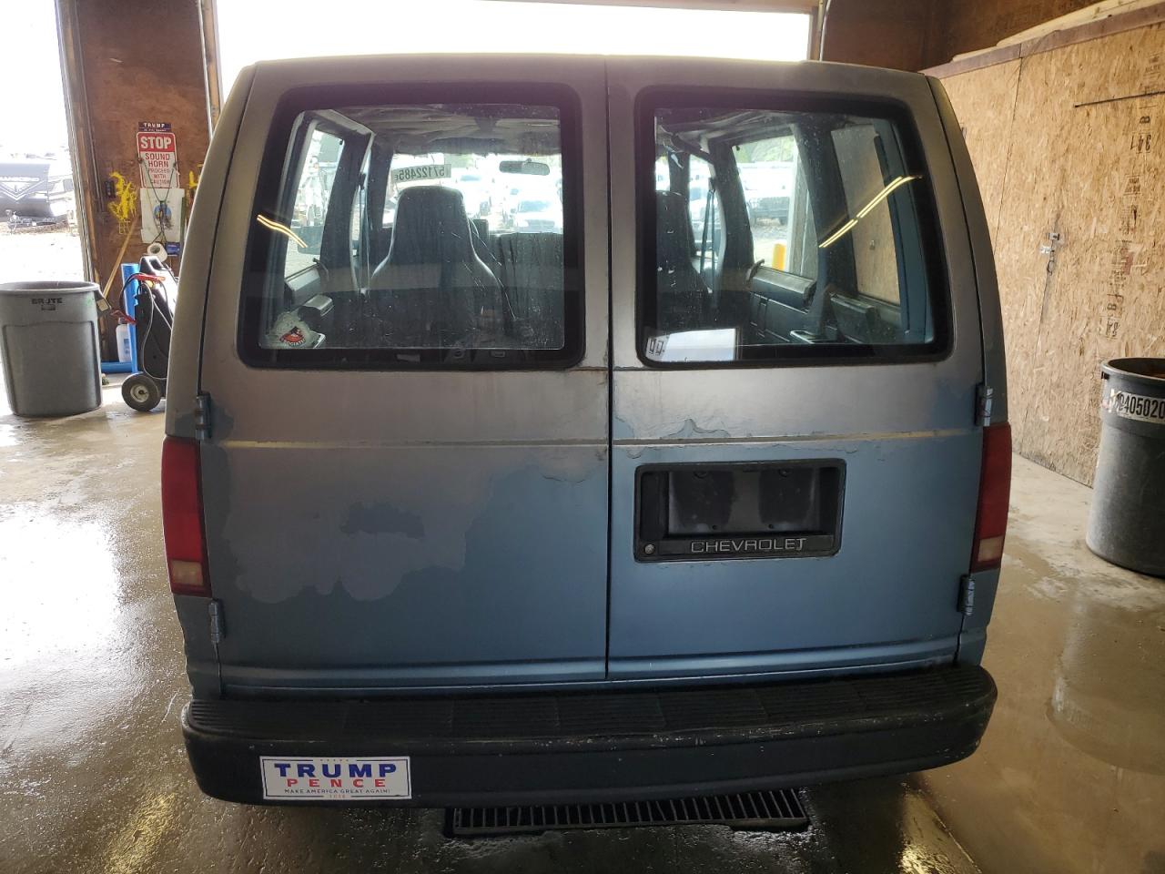 1988 Chevrolet Astro VIN: 1GNDM15Z5JB173416 Lot: 57122485
