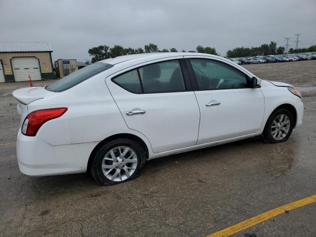  NISSAN VERSA 2018 Biały