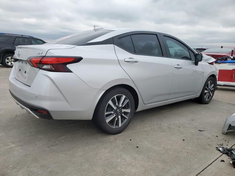  NISSAN VERSA 2021 Silver