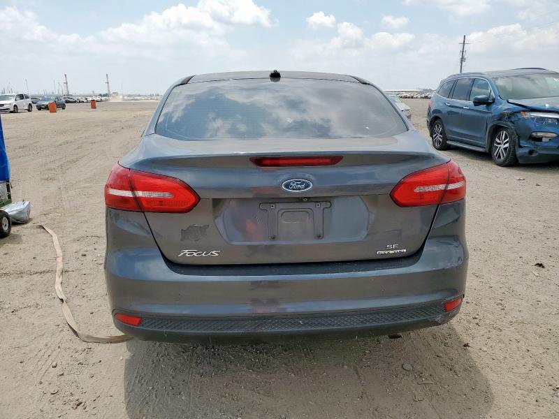 Sedans FORD FOCUS 2015 Gray
