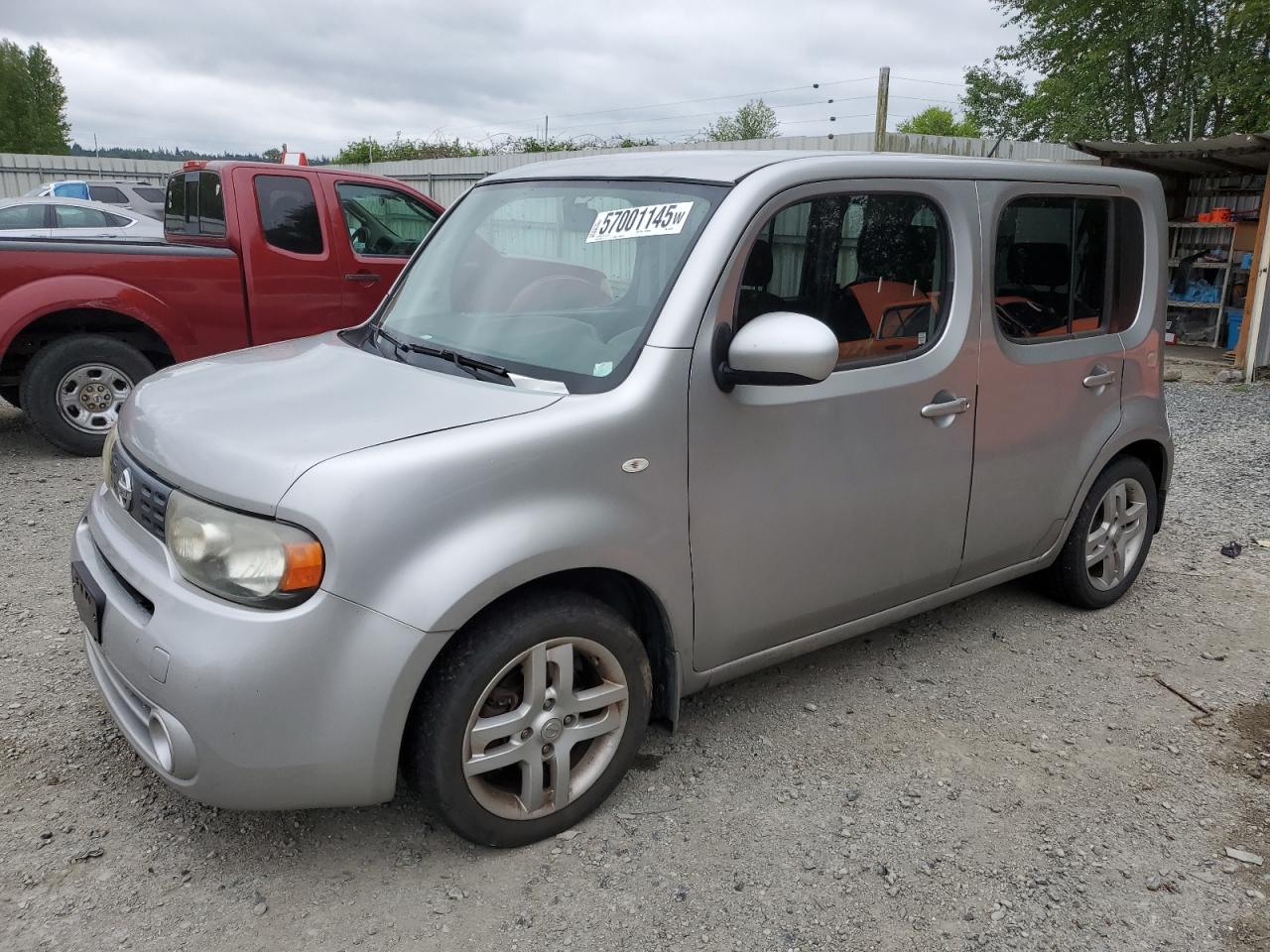Arlington, WA에서 판매 중인 2011 Nissan Cube Base - Minor Dent/Scratches
