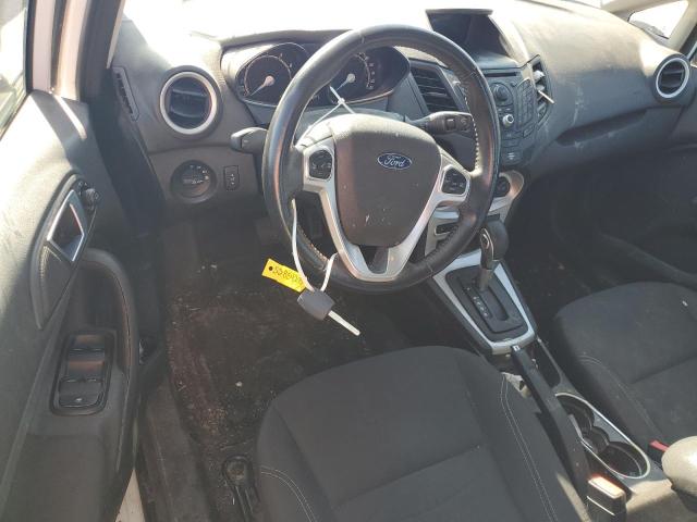  FORD FIESTA 2014 Белый