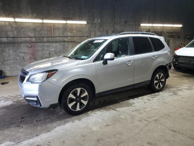  SUBARU FORESTER 2018 Серебристый