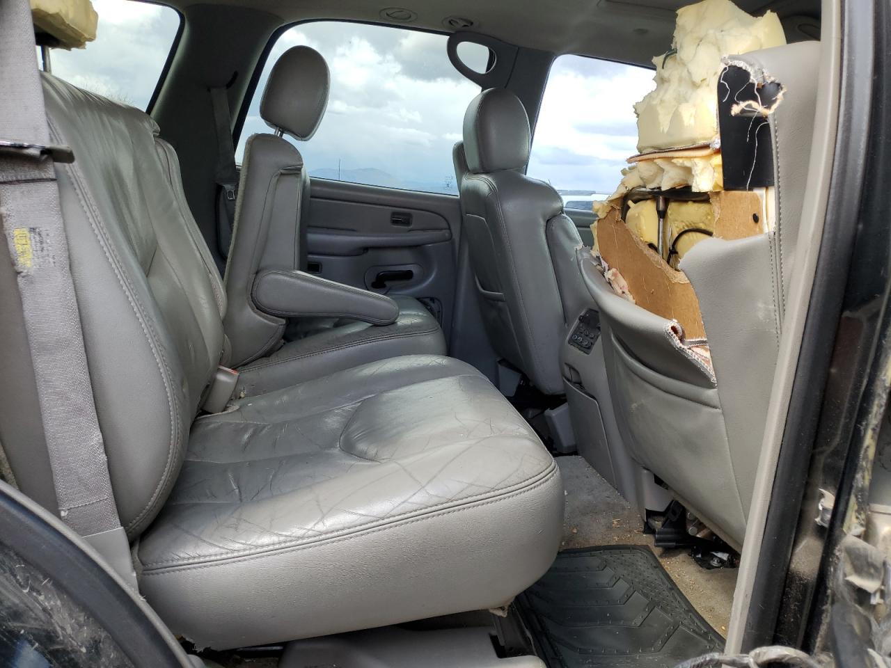 2004 GMC Yukon VIN: 1GKEK13Z94J151164 Lot: 57112165