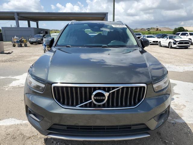  VOLVO XC40 2019 Зеленый