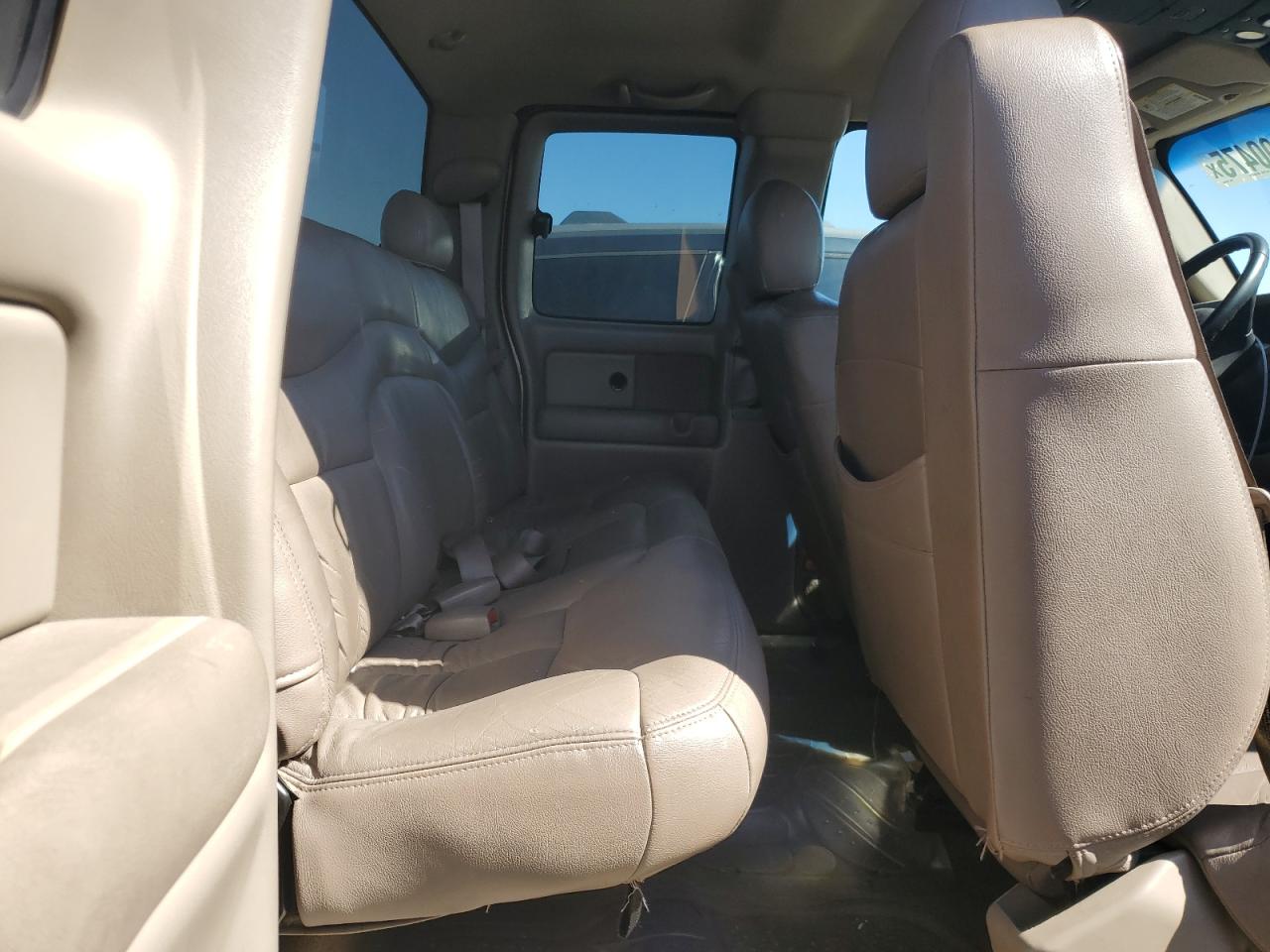 2001 GMC New Sierra K1500 VIN: 1GTEK19T21E190844 Lot: 55990475