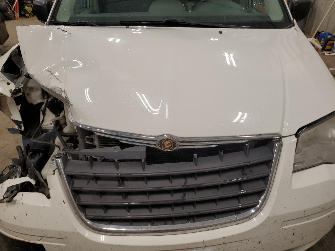 2008 Chrysler Town & Country Lx VIN: 2A8HR44H48R641355 Lot: 54889435