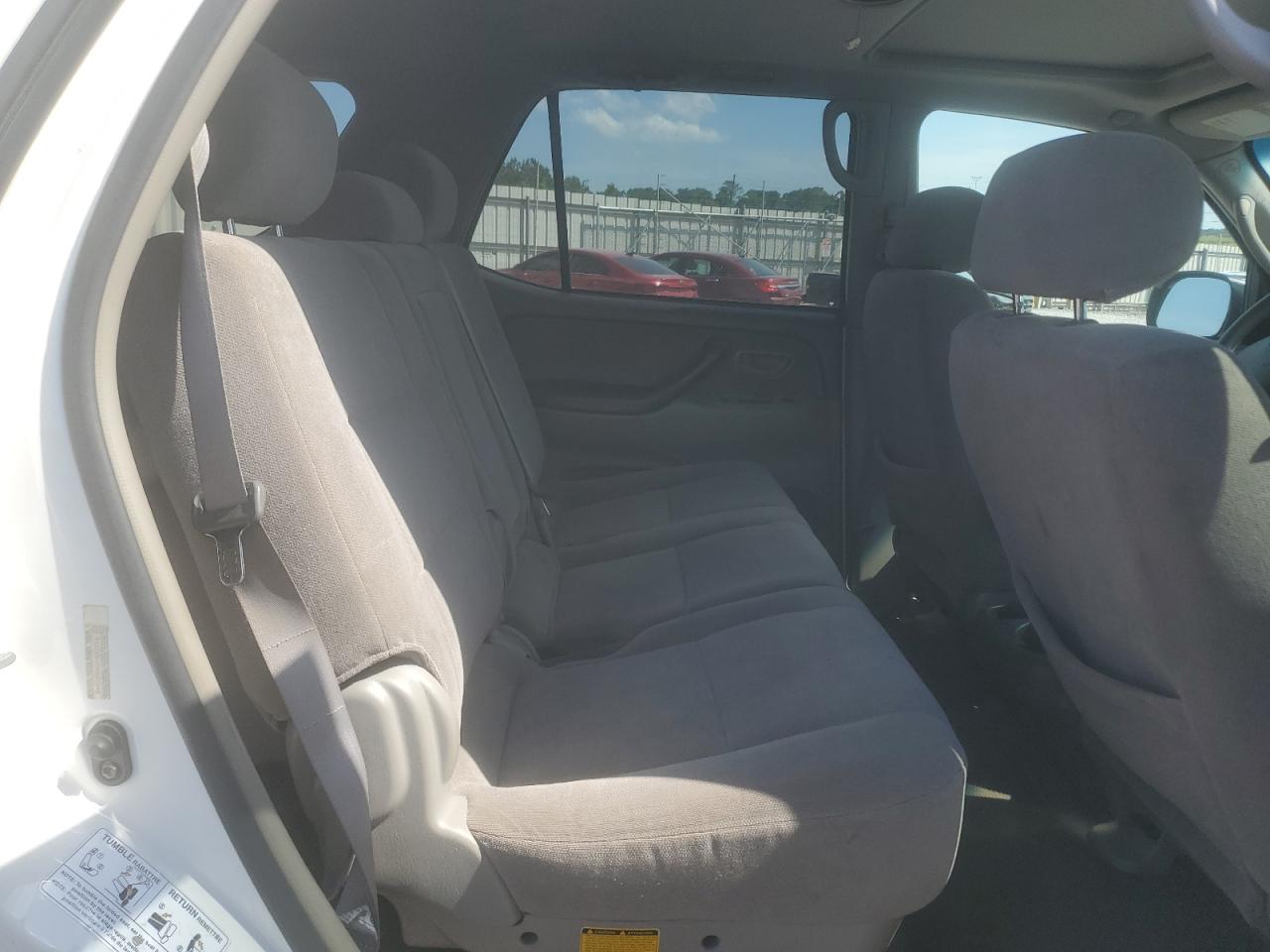 2004 Toyota Sequoia Sr5 VIN: 5TDZT34A04S227663 Lot: 56754905