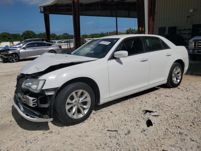  CHRYSLER 300 2015 White