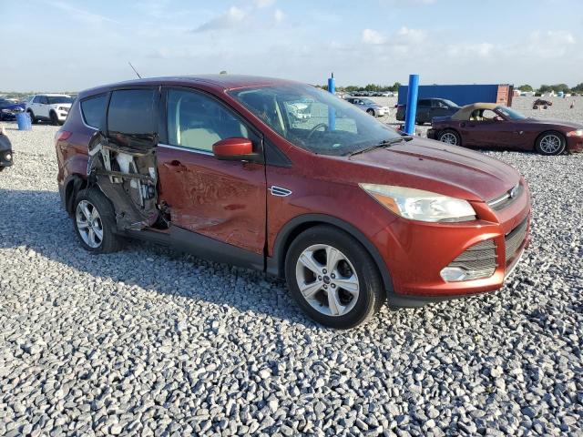 Паркетники FORD ESCAPE 2016 Красный